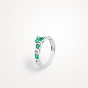 Emerald Ring Gleaming